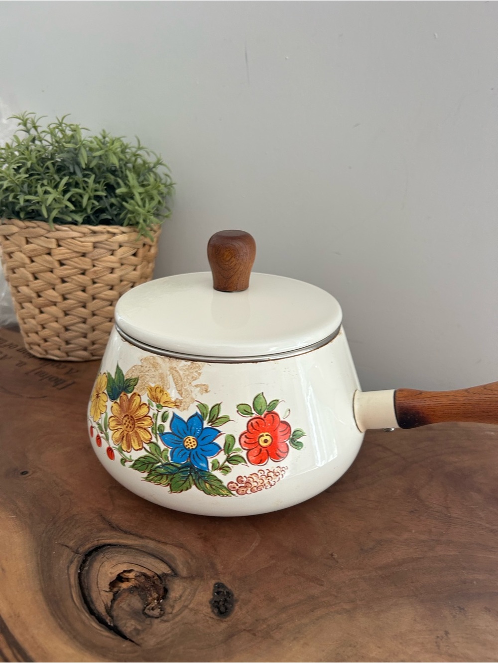 Vintage MCM 1970s Enamel Fondue Set Groovy Flower Pattern With Box